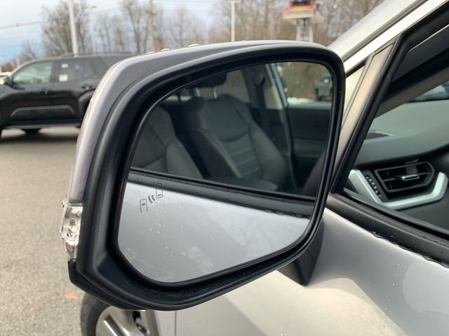 New 2025 Toyota RAV4 XLE Premium image 9