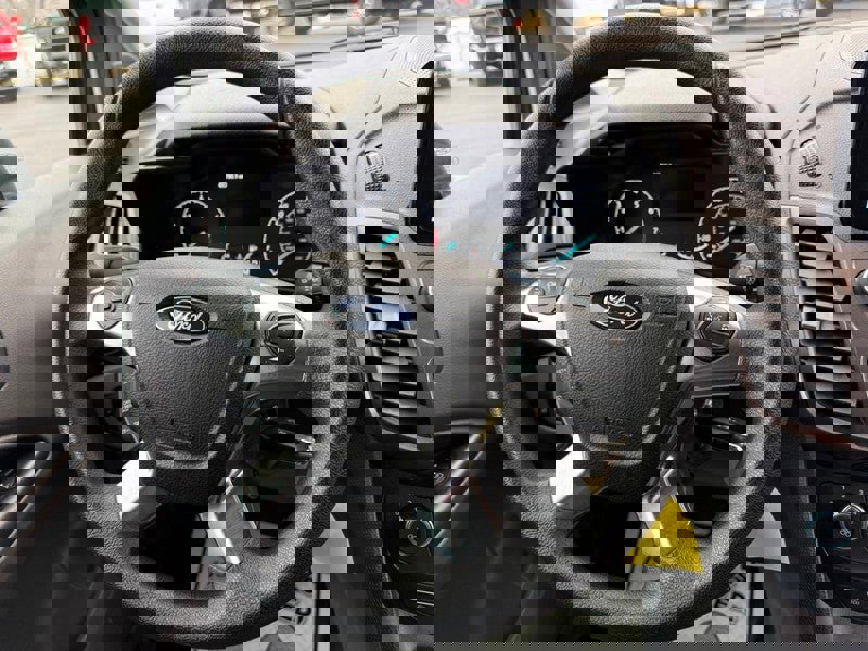 Used 2023 Ford Transit Connect XL image 14