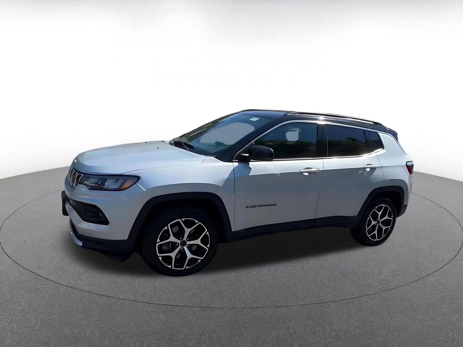 Used 2025 Jeep Compass Limited AWD/4WD image 7