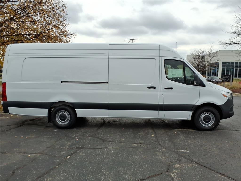 New 2025 Mercedes-Benz Sprinter 2500 image 8