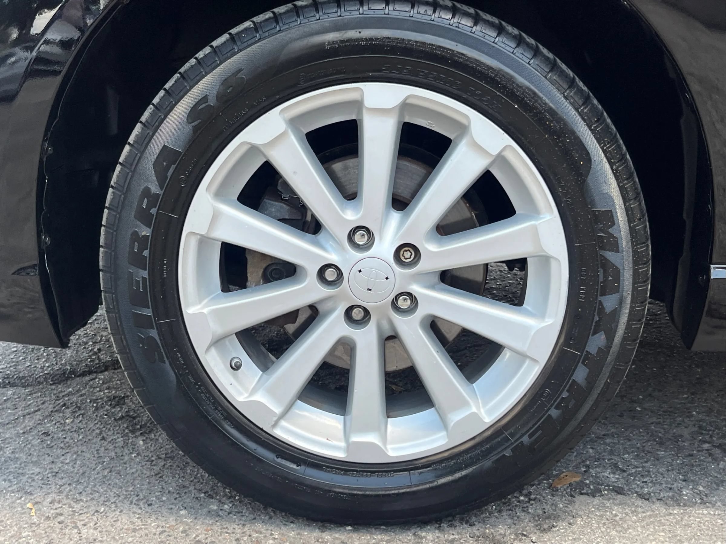 Used 2012 Toyota Venza XLE AWD/4WD image 10