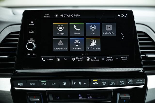 Used 2025 Honda Odyssey Sport-L image 39