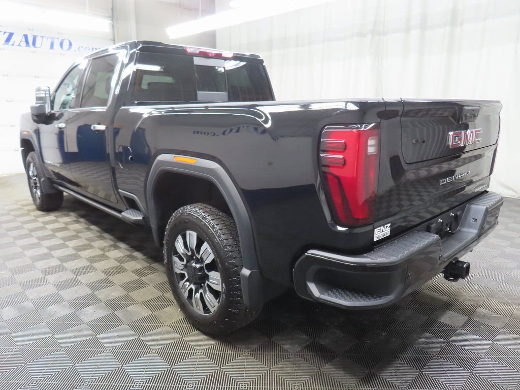 Used 2024 GMC Sierra 2500 Denali w/ Denali Reserve Package image 5