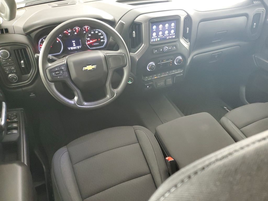 Used 2024 Chevrolet Silverado 2500 Custom w/ Custom Value Package image 15