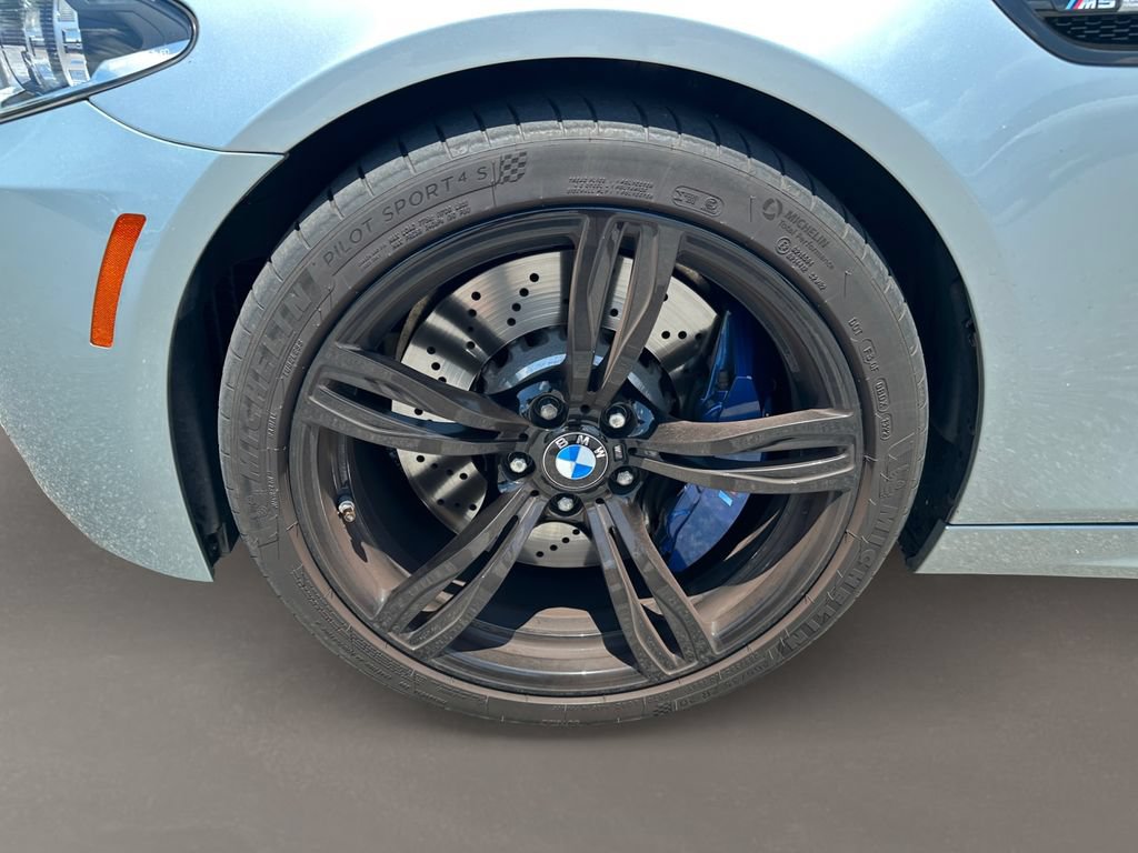 Used 2015 BMW M5 RWD image 10