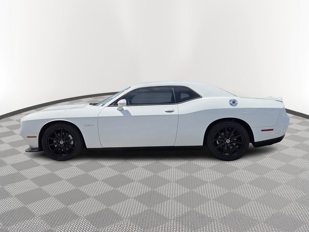 Used 2022 Dodge Challenger R/T image 3