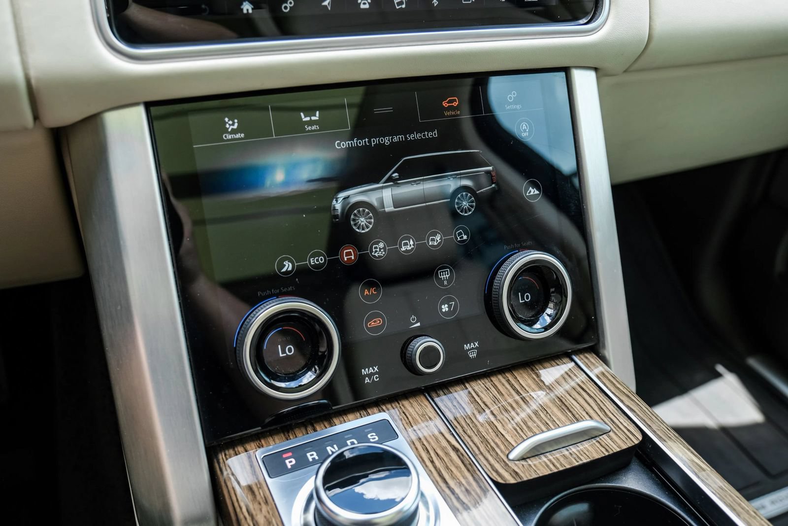 Used 2019 Land Rover Range Rover Supercharged AWD/4WD image 29
