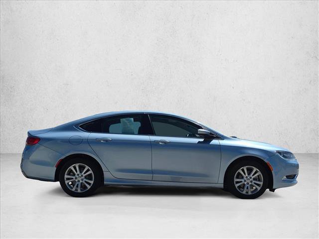 Used 2015 Chrysler 200 Limited w/ Convenience Group FWD image 4
