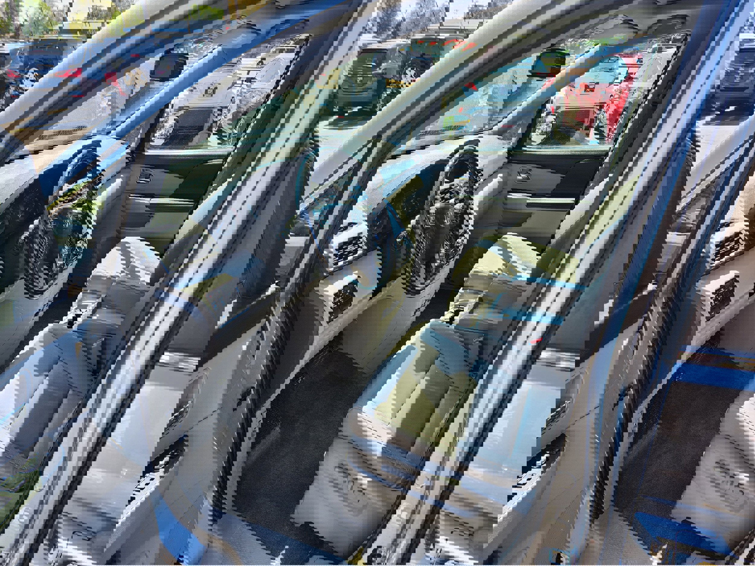 Used 2016 Honda Odyssey EX-L image 3