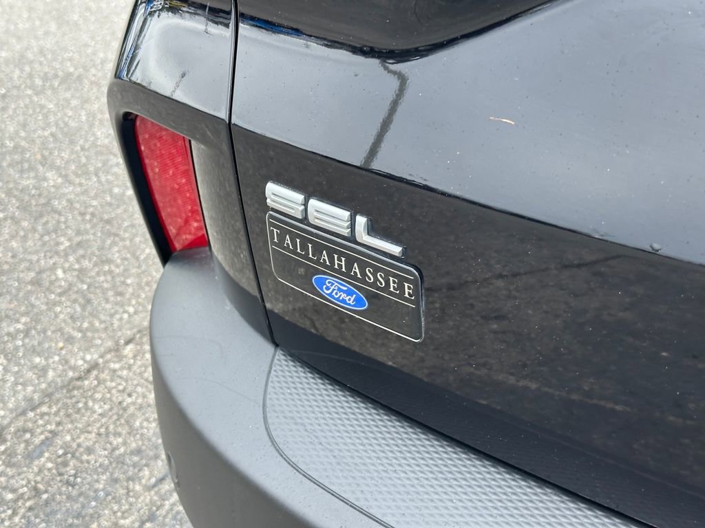 Used 2021 Ford Escape SEL w/ Technology Package image 16