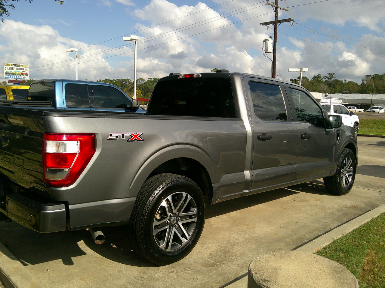 Used 2023 Ford F150 XL w/ STX Appearance Package image 5