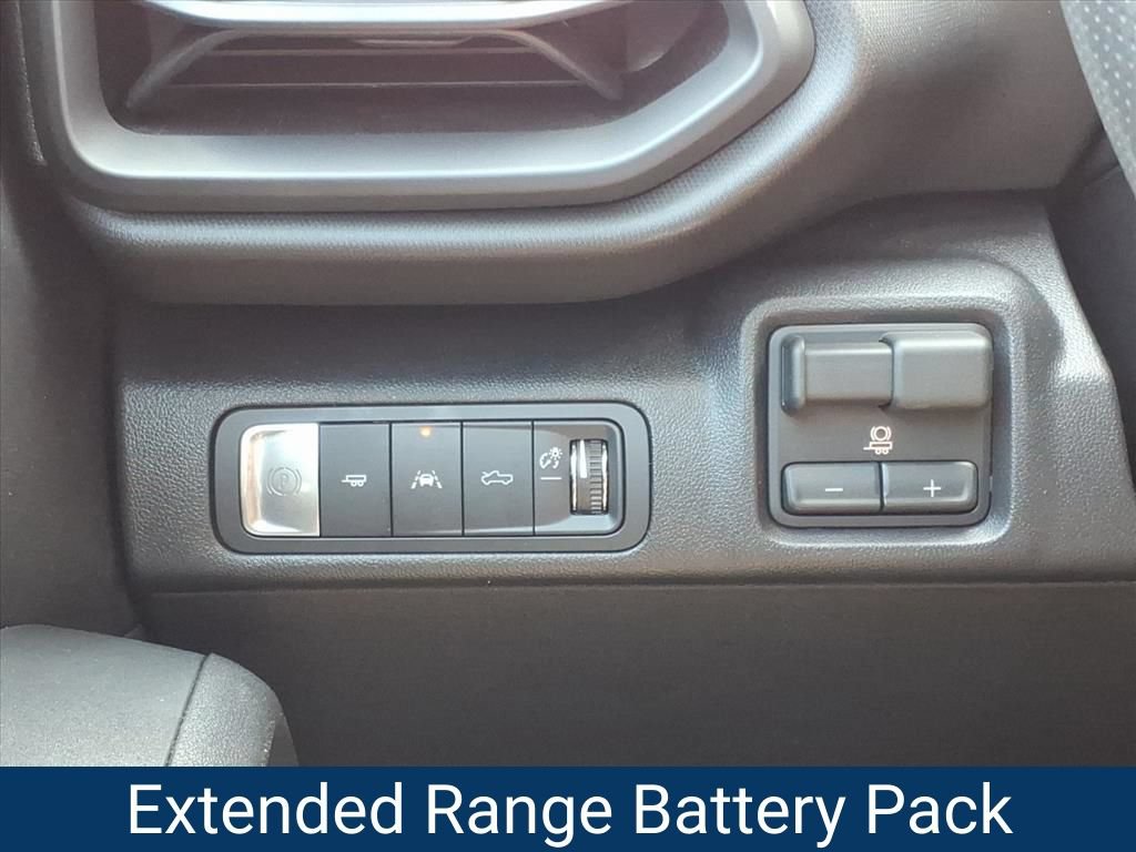New 2026 Chevrolet Silverado EV W/T AWD/4WD image 13