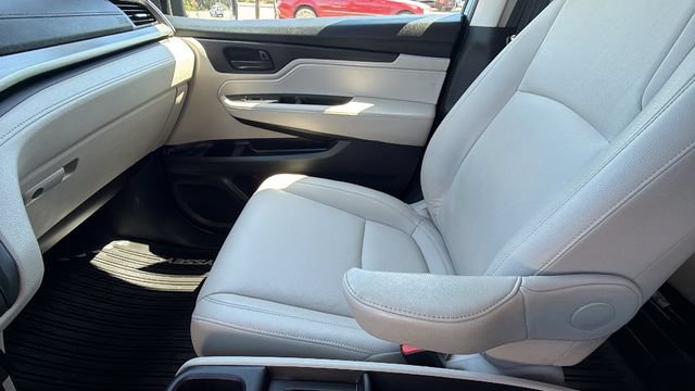 Used 2025 Honda Odyssey EX-L image 20