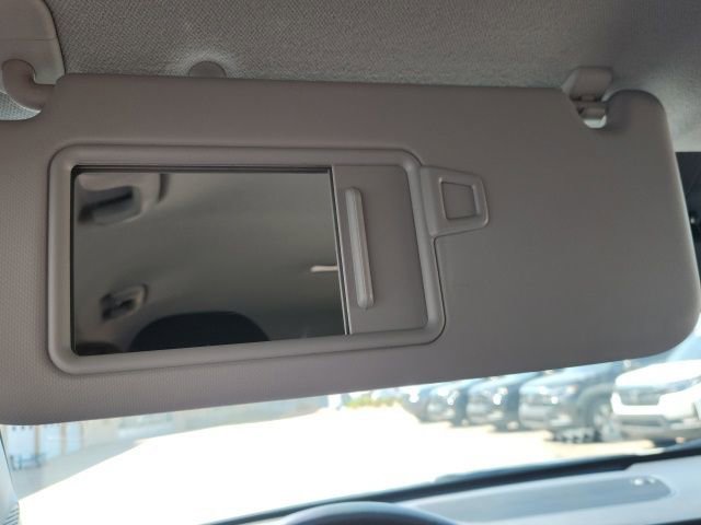 Used 2025 Hyundai Kona SEL image 42