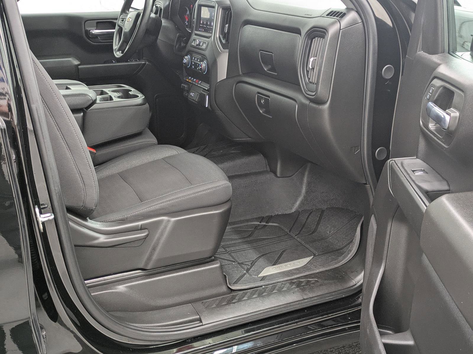 Used 2024 Chevrolet Silverado 1500 Custom image 25