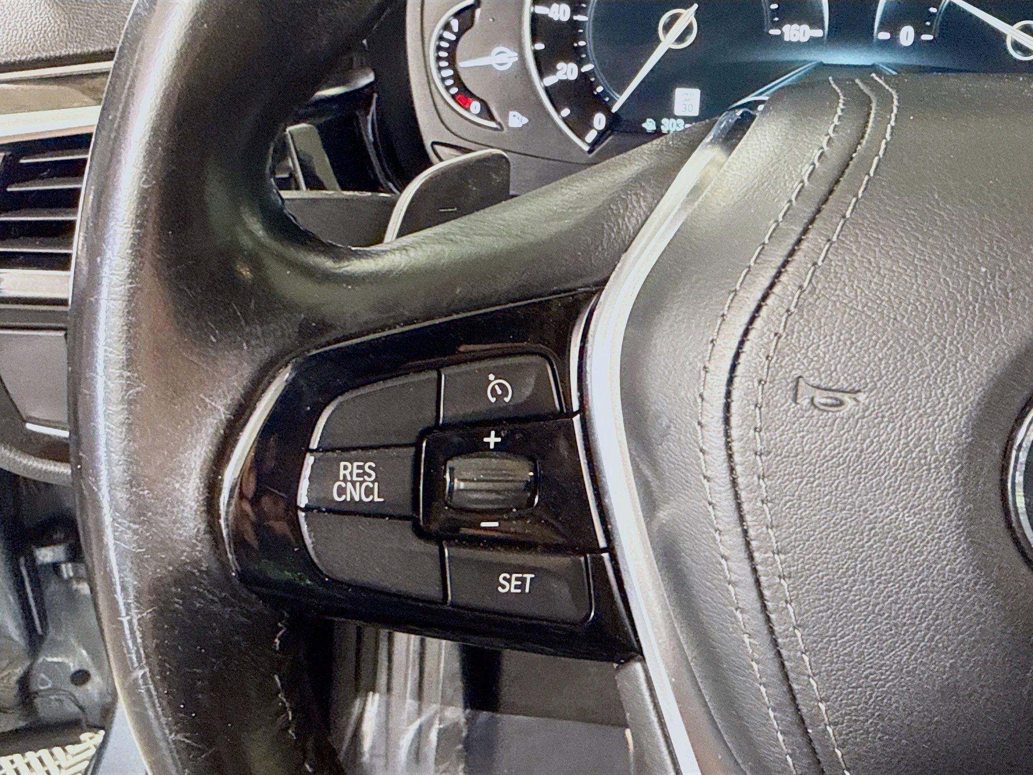 Used 2019 BMW 530i RWD image 14