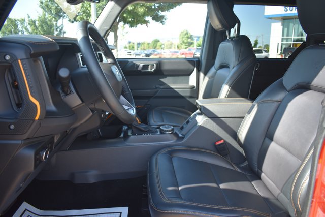 Used 2024 Ford Bronco Badlands AWD/4WD image 13