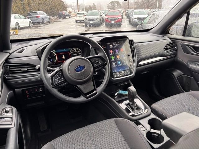 Used 2025 Subaru Forester Premium image 19