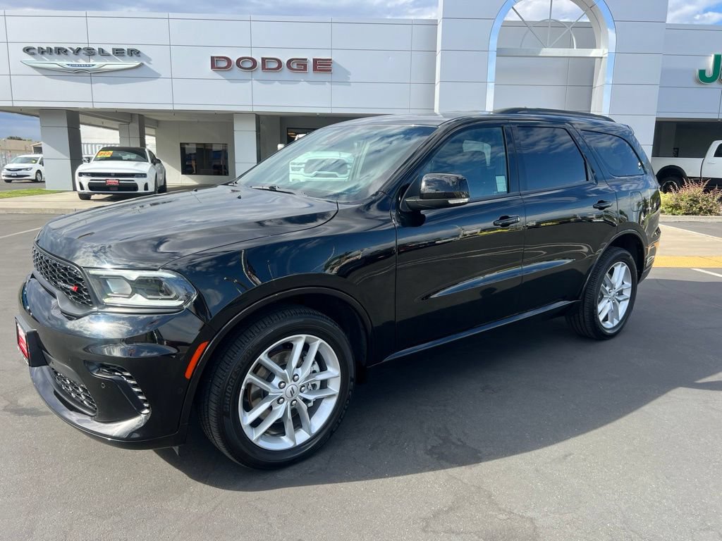 Used 2025 Dodge Durango GT AWD/4WD image 3