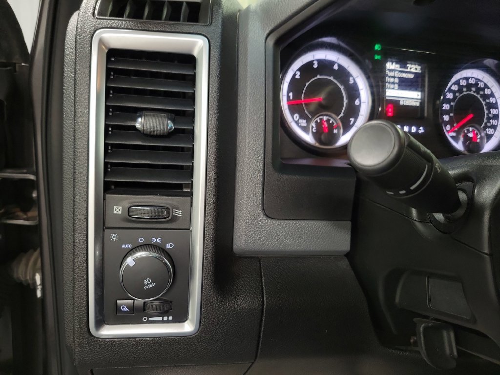 Used 2019 RAM 1500 Warlock AWD/4WD image 29