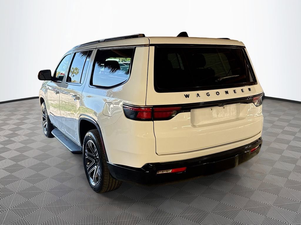 Used 2024 Jeep Wagoneer Series II AWD/4WD image 8