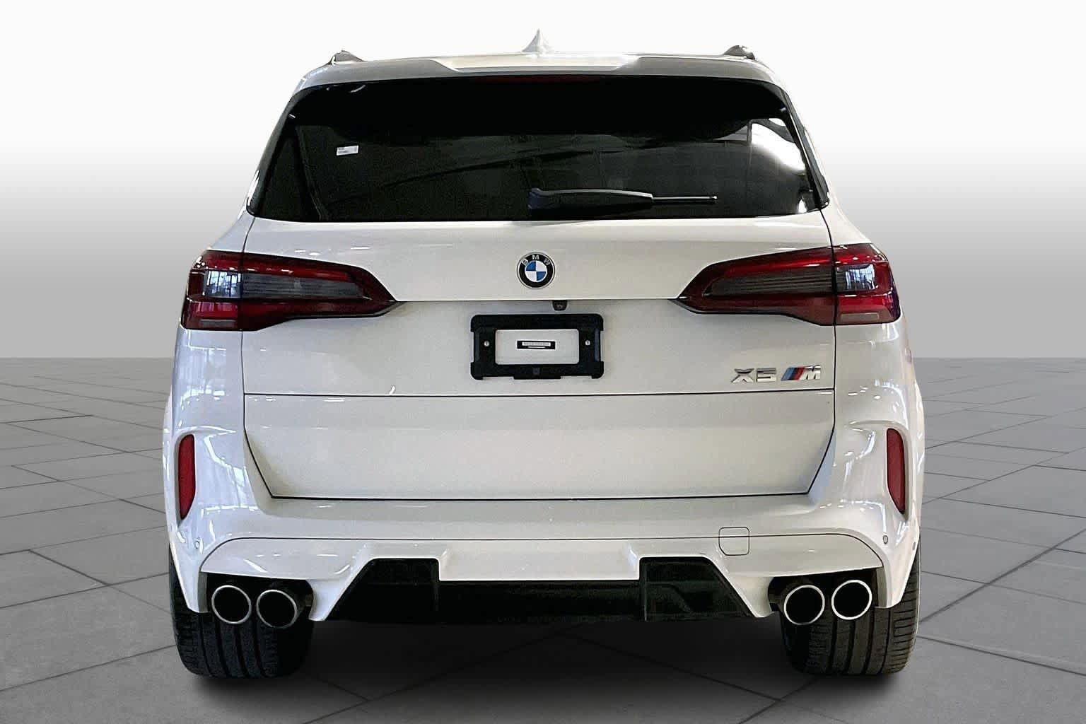 Used 2022 BMW X5 M w/ Executive Package image 4