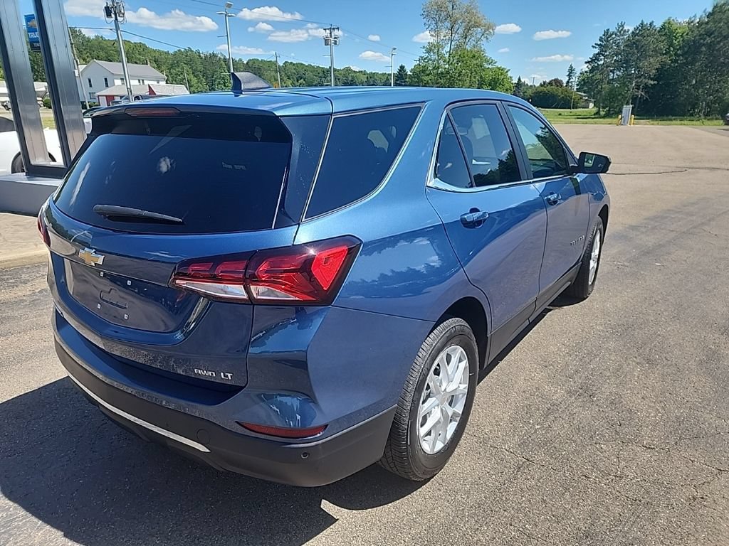 Used 2024 Chevrolet Equinox LT AWD/4WD image 7