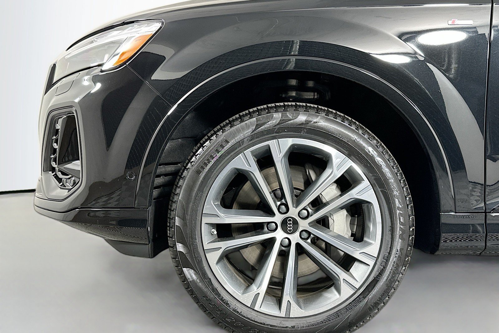 New 2026 Audi Q7 3.0T Premium AWD/4WD image 12