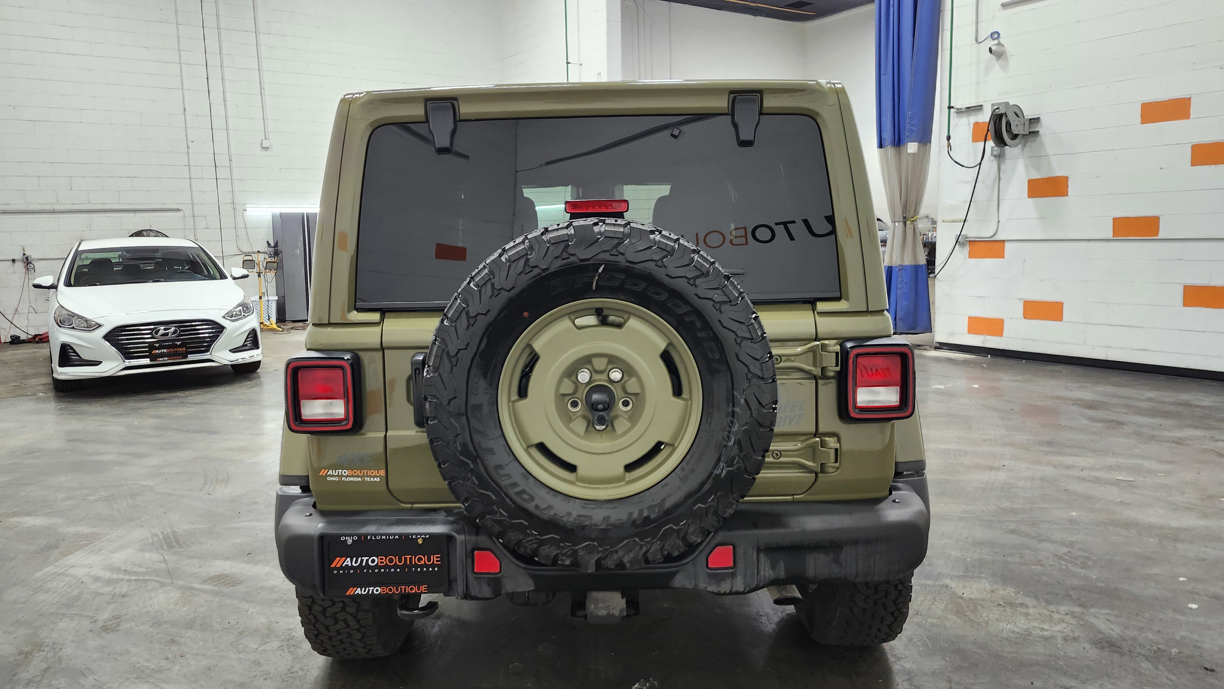 Used 2025 Jeep Wrangler Unlimited Sport S 4xe image 16
