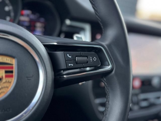Certified 2026 Porsche Macan AWD/4WD image 25
