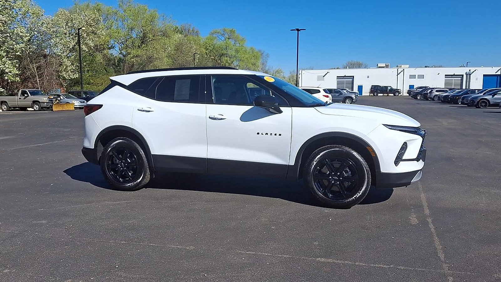 New 2026 Chevrolet Blazer LT w/ Convenience Package FWD image 4