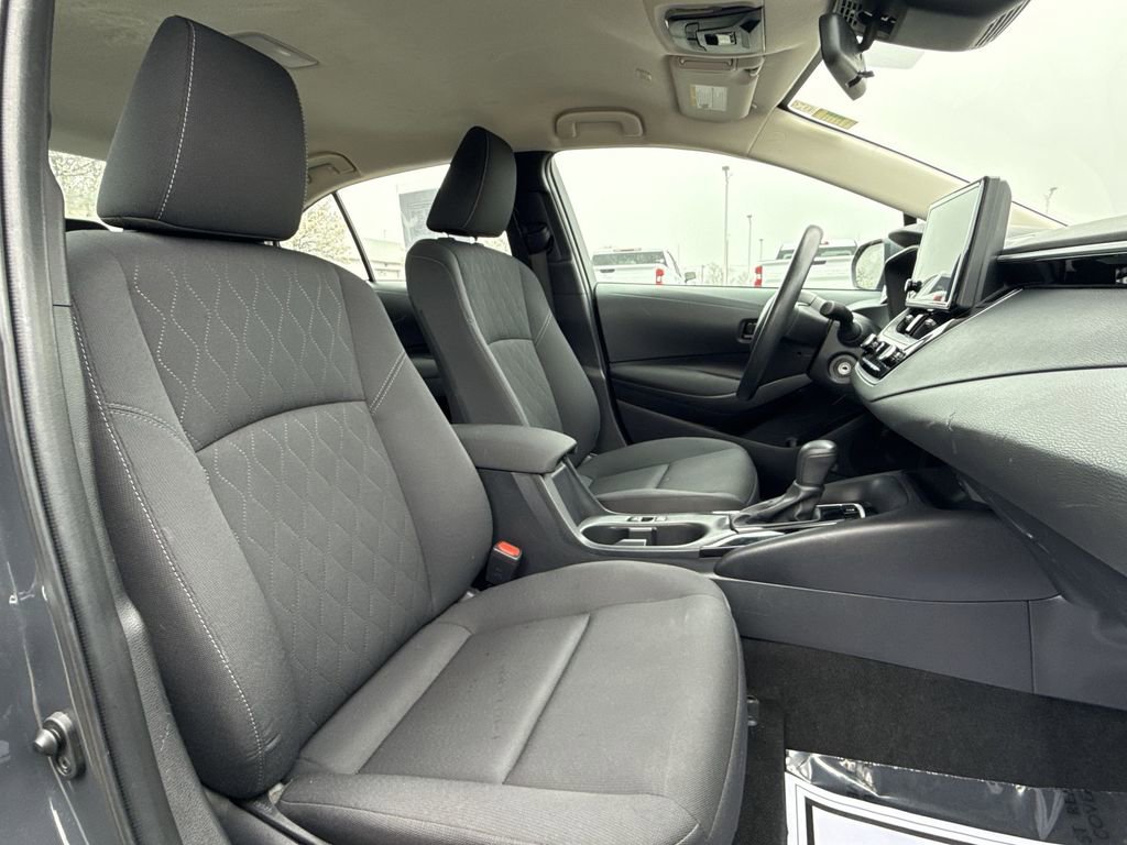 Used 2024 Toyota Corolla LE FWD image 25