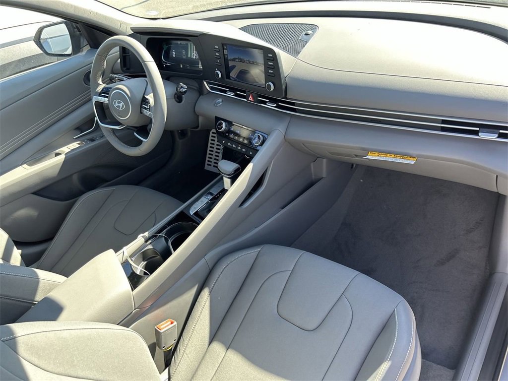 New 2026 Hyundai Elantra SEL Sport w/ Cargo Package image 18