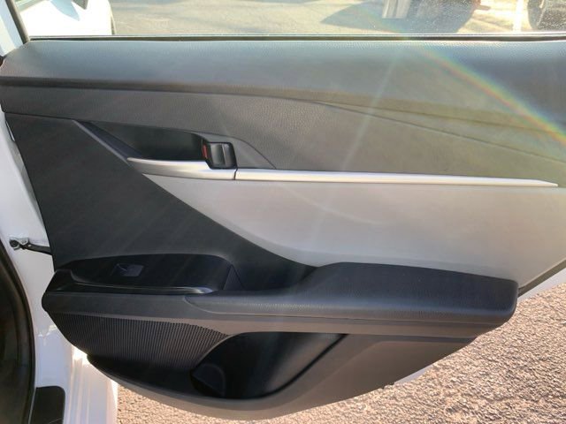 Used 2025 Toyota Camry LE image 22