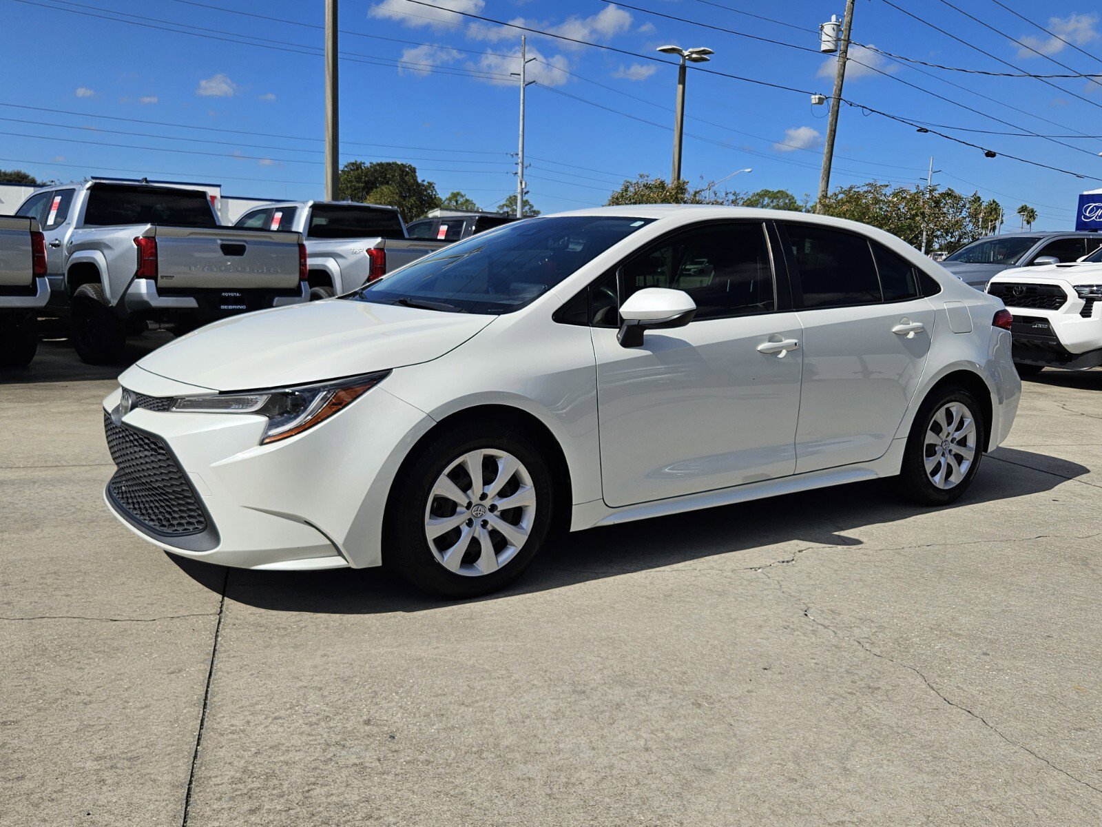Certified 2021 Toyota Corolla LE image 3