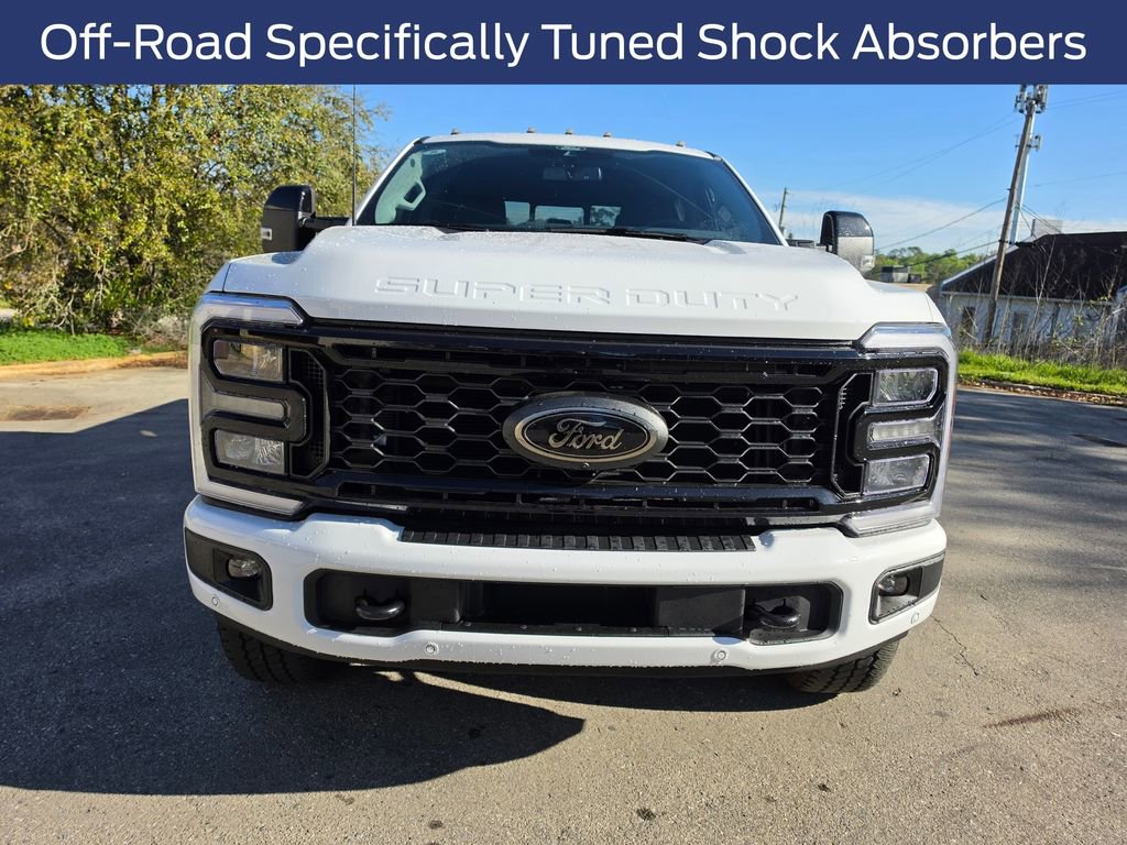Used 2026 Ford F250 Lariat w/ Black Appearance Package image 18