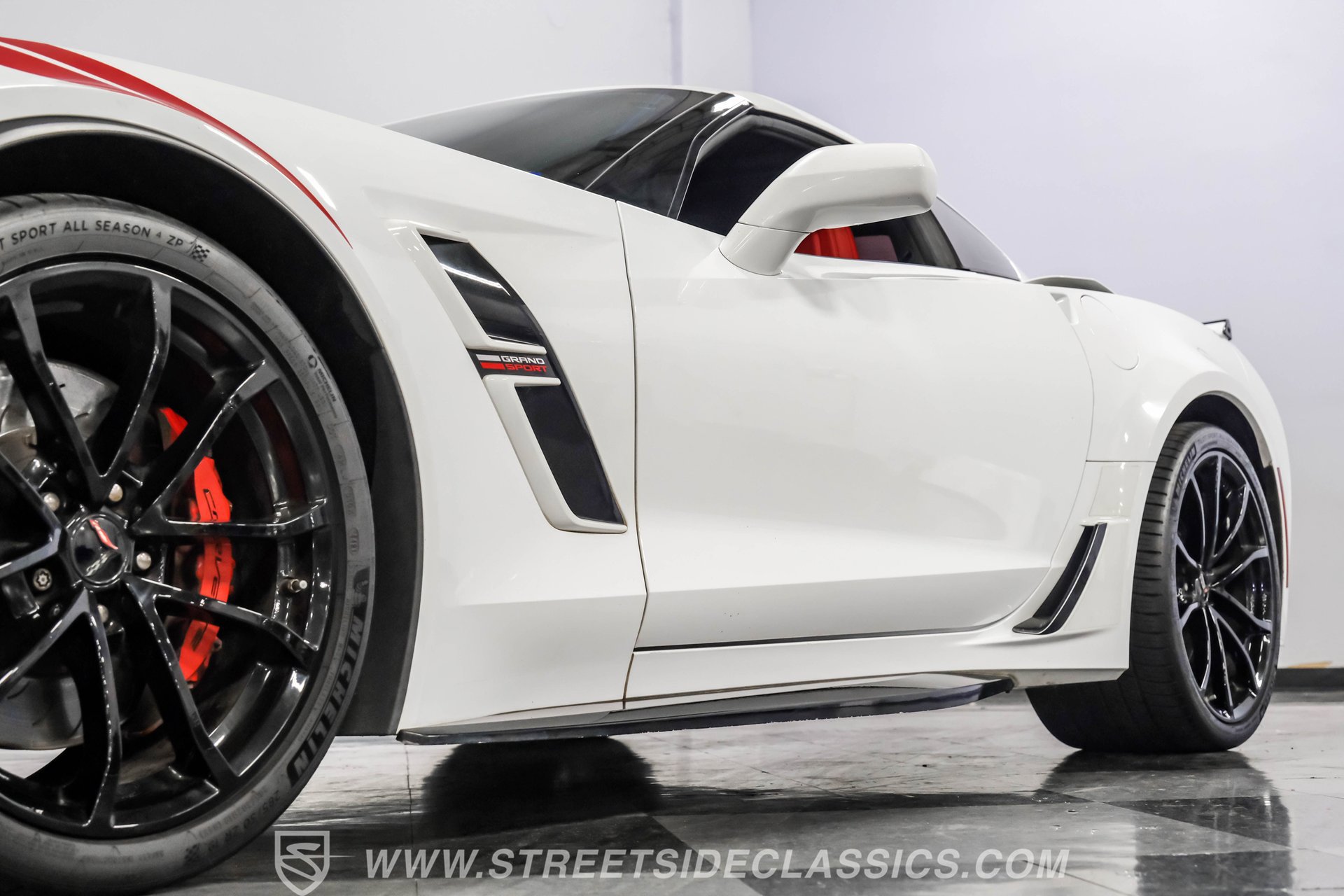 Used 2019 Chevrolet Corvette Grand Sport image 24