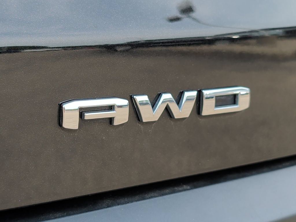 Used 2023 GMC Acadia SLT AWD/4WD image 45