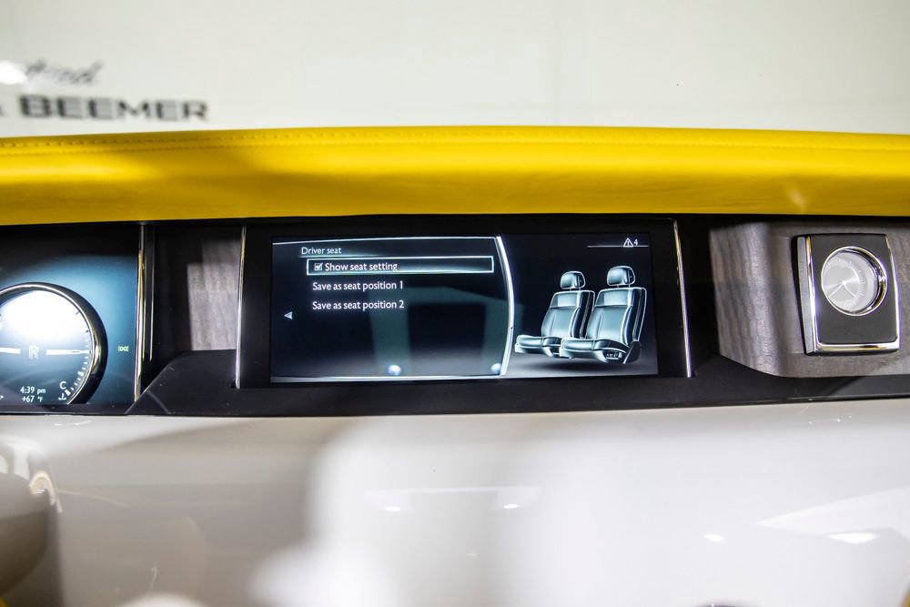 Used 2018 Rolls-Royce Phantom Sedan image 55