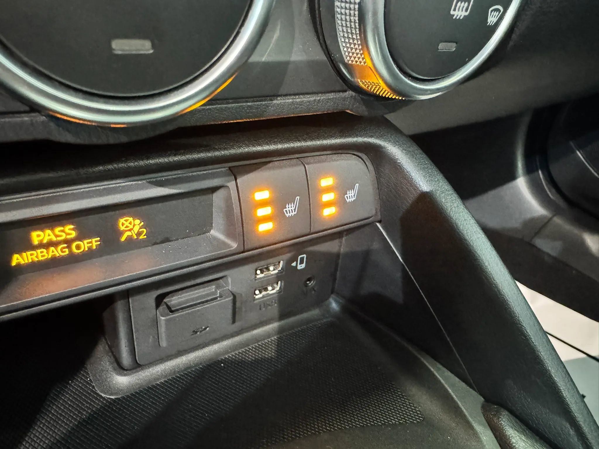 Used 2016 MAZDA MX-5 Miata Grand Touring image 20