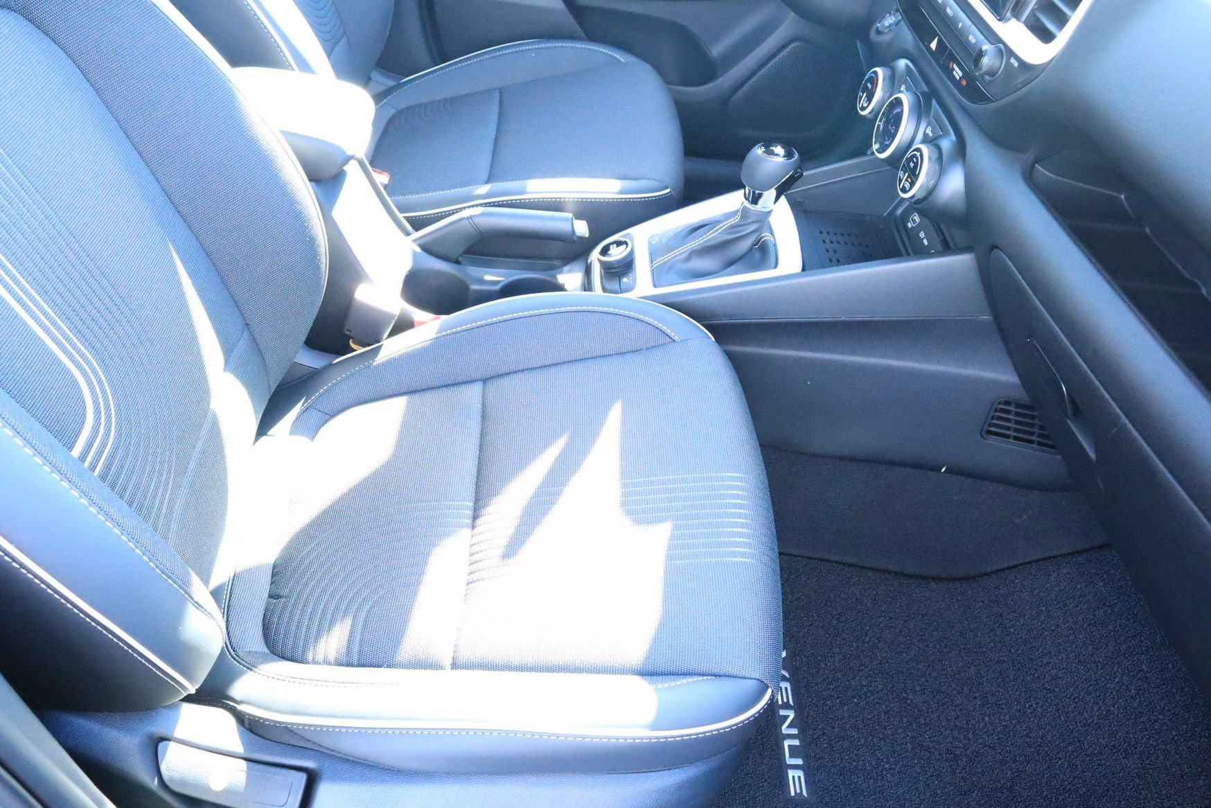 New 2026 Hyundai Venue SEL FWD image 19