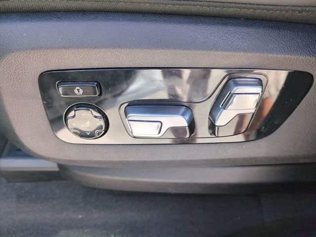 Used 2025 BMW X5 sDrive40i w/ M Sport Package image 21
