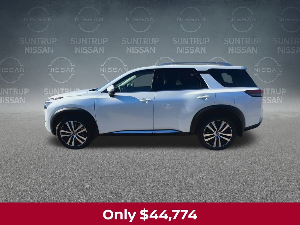 New 2025 Nissan Pathfinder Platinum w/ Cargo Package image 6