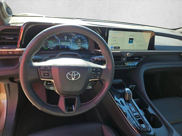 Used 2025 Toyota Crown Platinum image 16