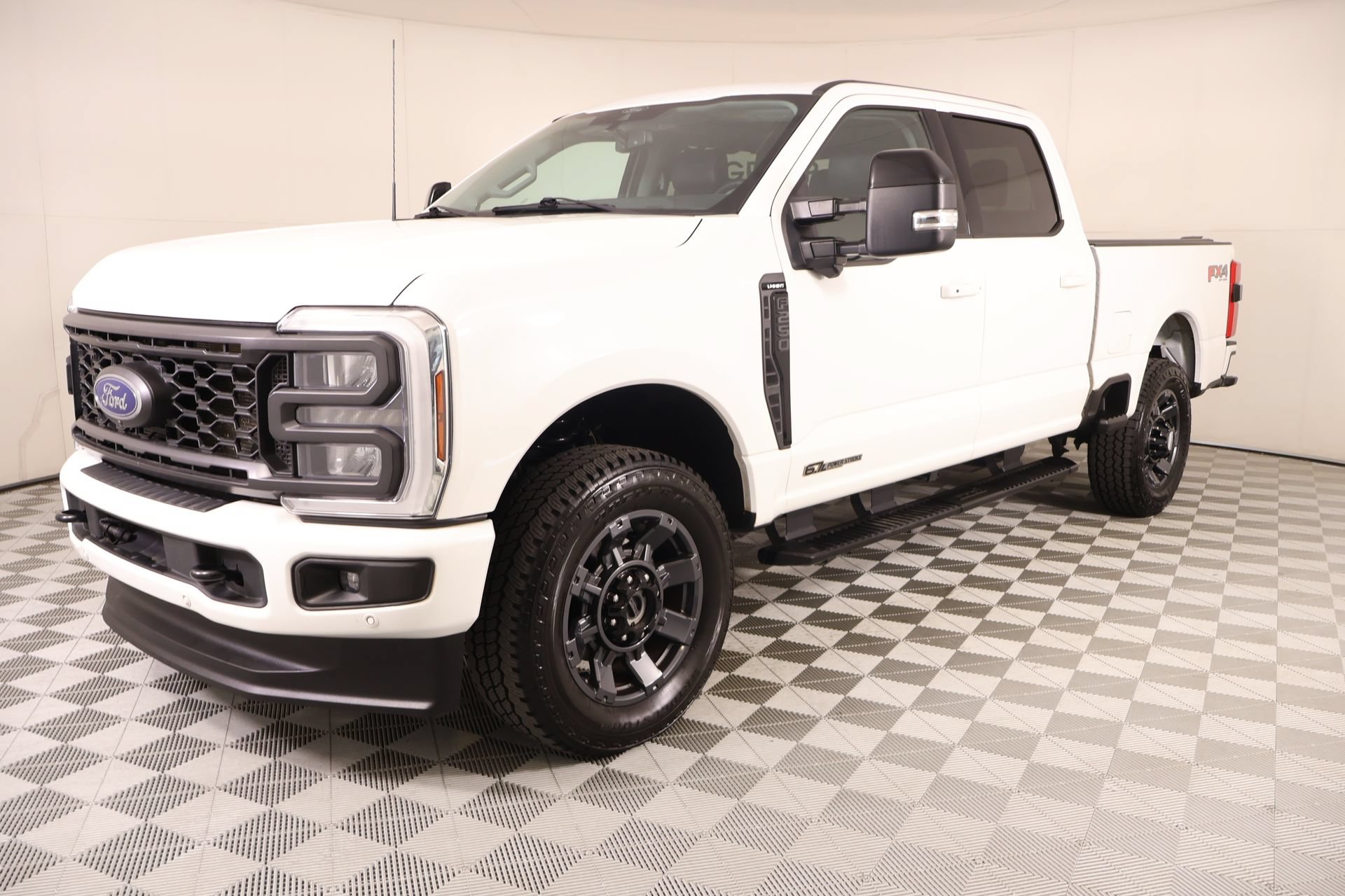 Used 2024 Ford F250 Lariat w/ Lariat Ultimate Package AWD/4WD image 11