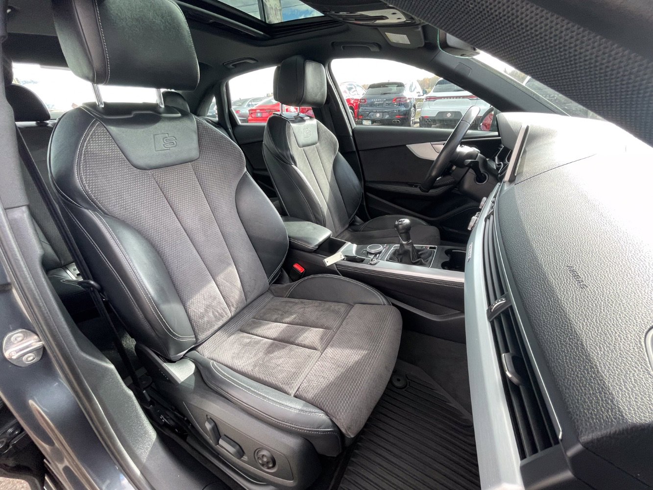 Used 2017 Audi A4 2.0T Premium Plus w/ Premium Plus Package image 24