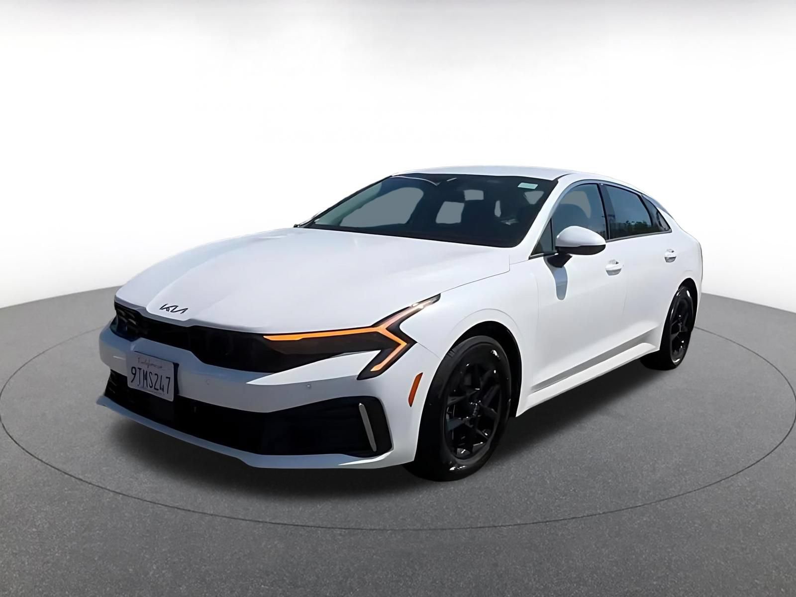 Used 2025 Kia K5 LXS FWD image 8