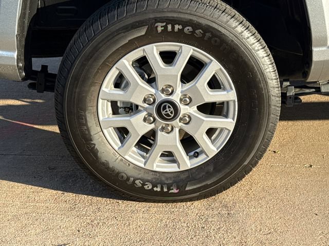 Used 2026 Toyota Tacoma SR AWD/4WD image 9
