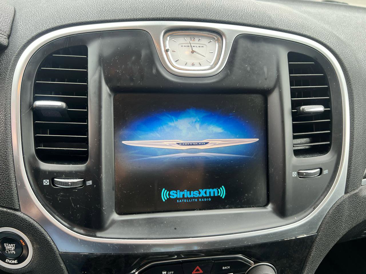 Used 2016 Chrysler 300 C AWD/4WD image 21