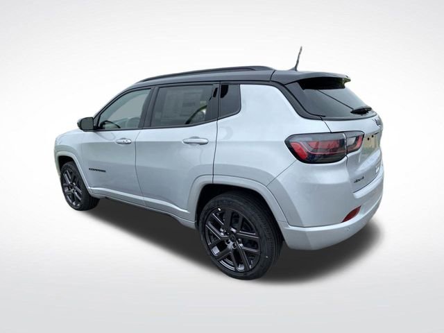 New 2025 Jeep Compass Limited w/ High Altitude Package image 3